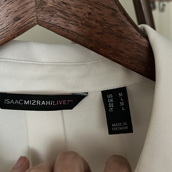 Isaac Mizrahi Live Stretch Crepe Blouse with Lace Sleeves Size M - Picture 4 of 8